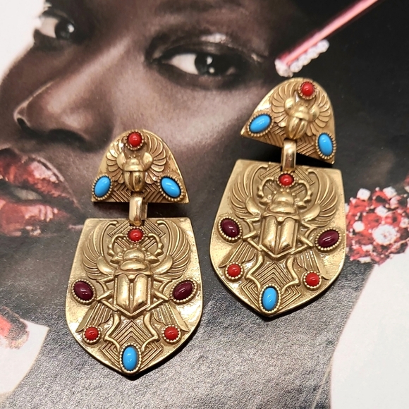 Estate Jewelry - Vintage Estate Ancient Egyptian Scarab Beetle Embellished Gold Earrings